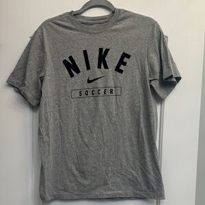 Nike Men's Gray Soccer Tee